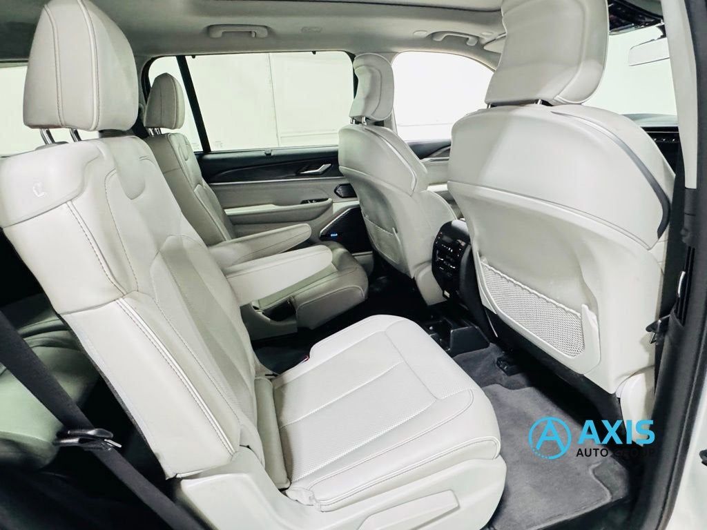 2022 Jeep Grand Cherokee L Overland Jersey City NJ