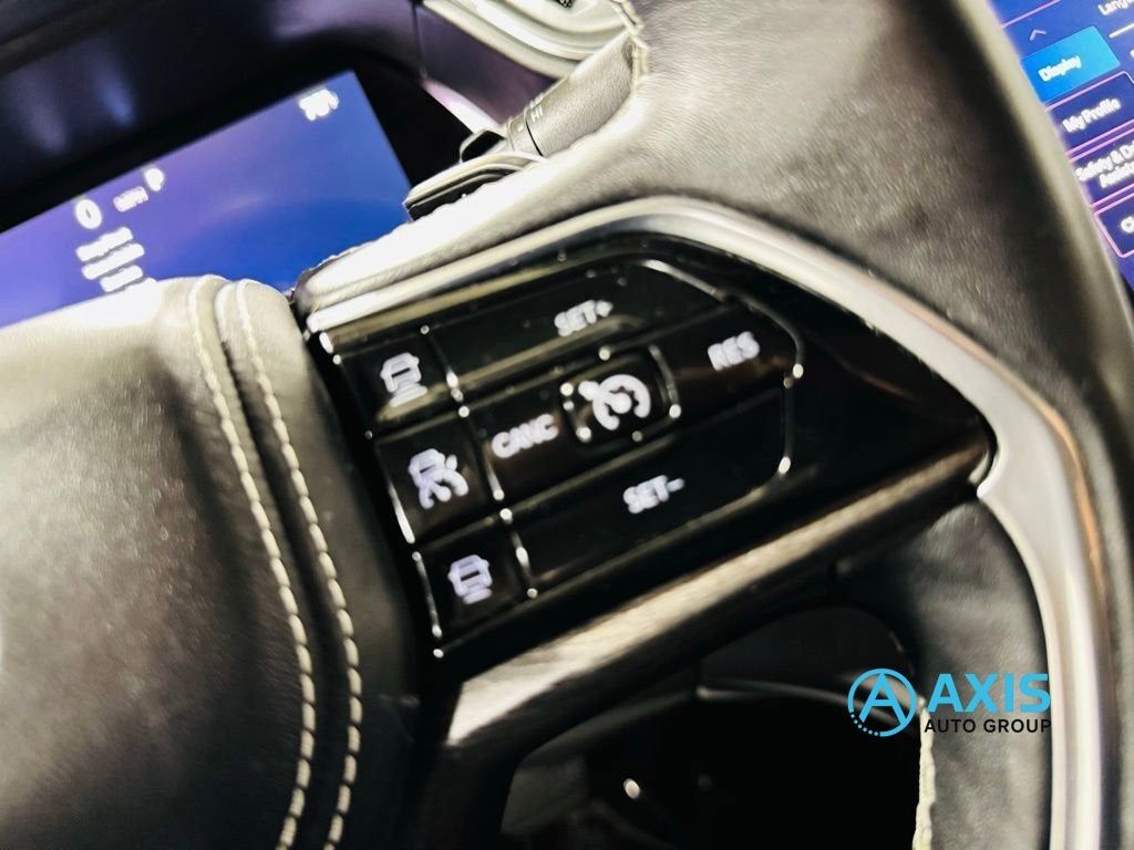 2022 Jeep Grand Cherokee L Overland Jersey City NJ