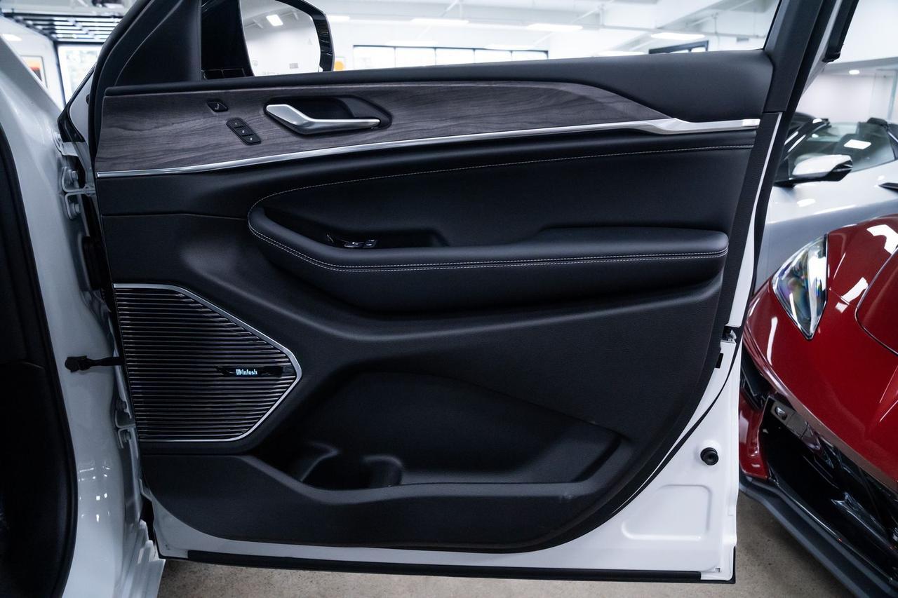 2022 Jeep Grand Cherokee L Overland Luxury Tech Group IV Portland OR