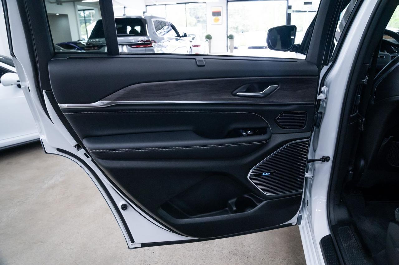 2022 Jeep Grand Cherokee L Overland Luxury Tech Group IV Portland OR