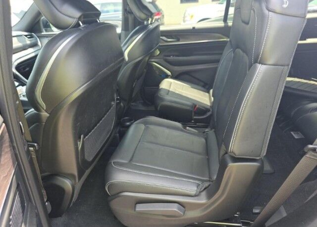 2022 Jeep Grand Cherokee L Overland Marshfield MA