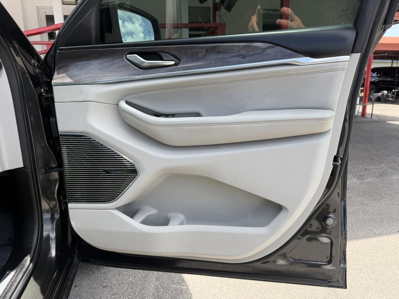 2022 Jeep Grand Cherokee L Overland Miami FL