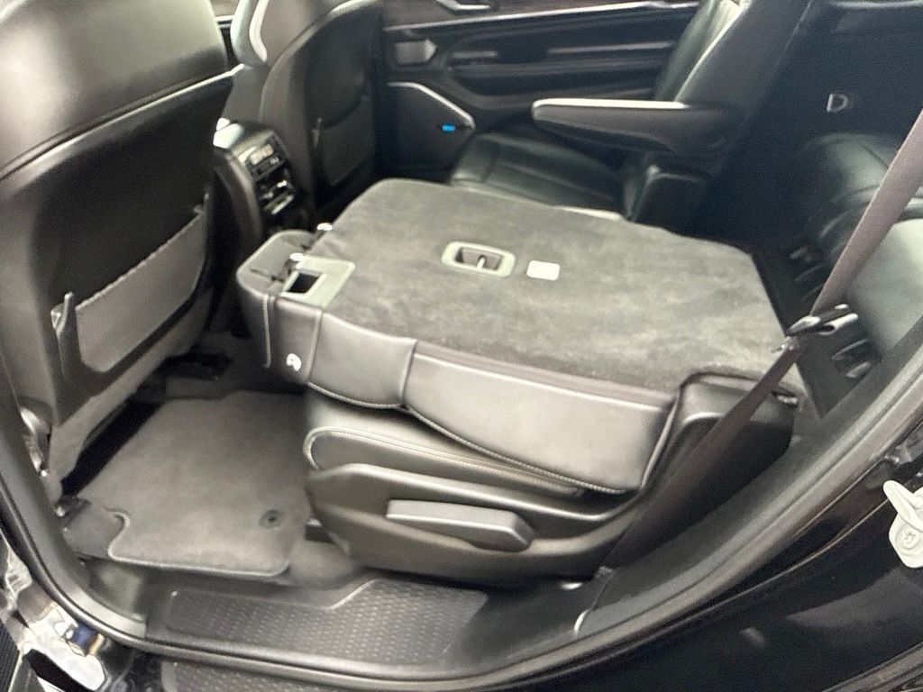 2022 Jeep Grand Cherokee L Overland Mount Joy PA