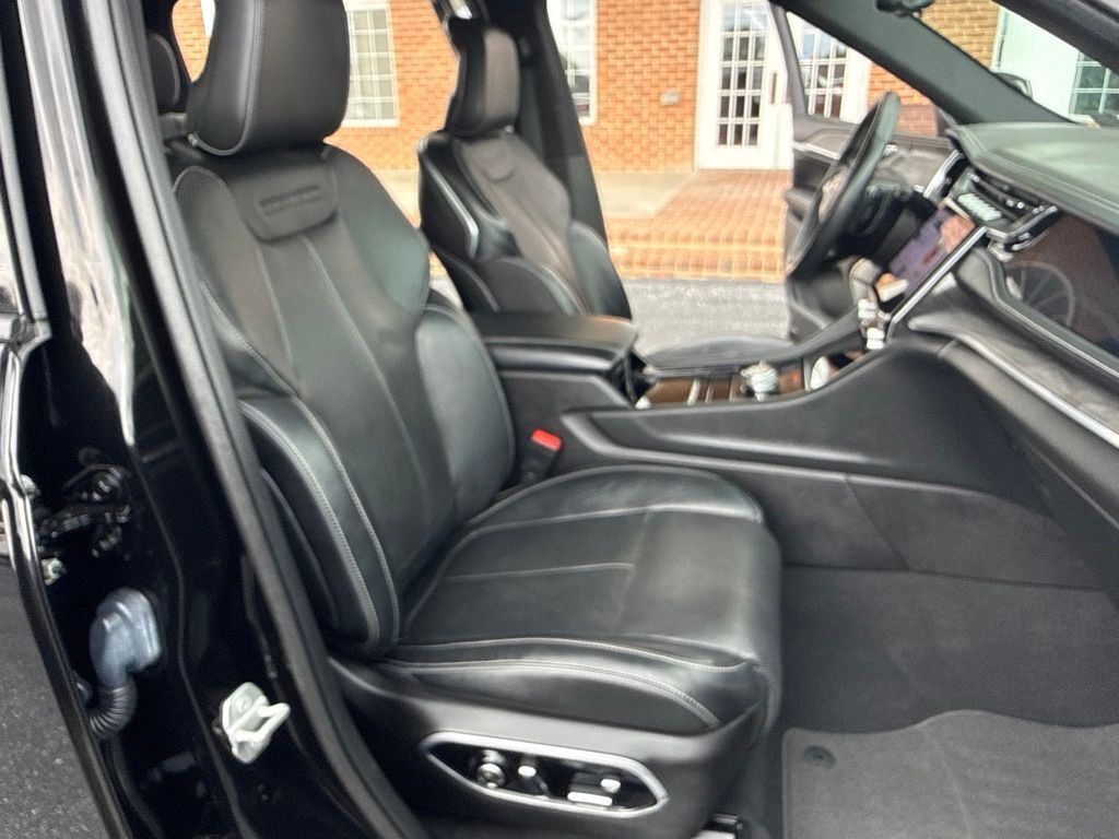 2022 Jeep Grand Cherokee L Overland Mount Joy PA
