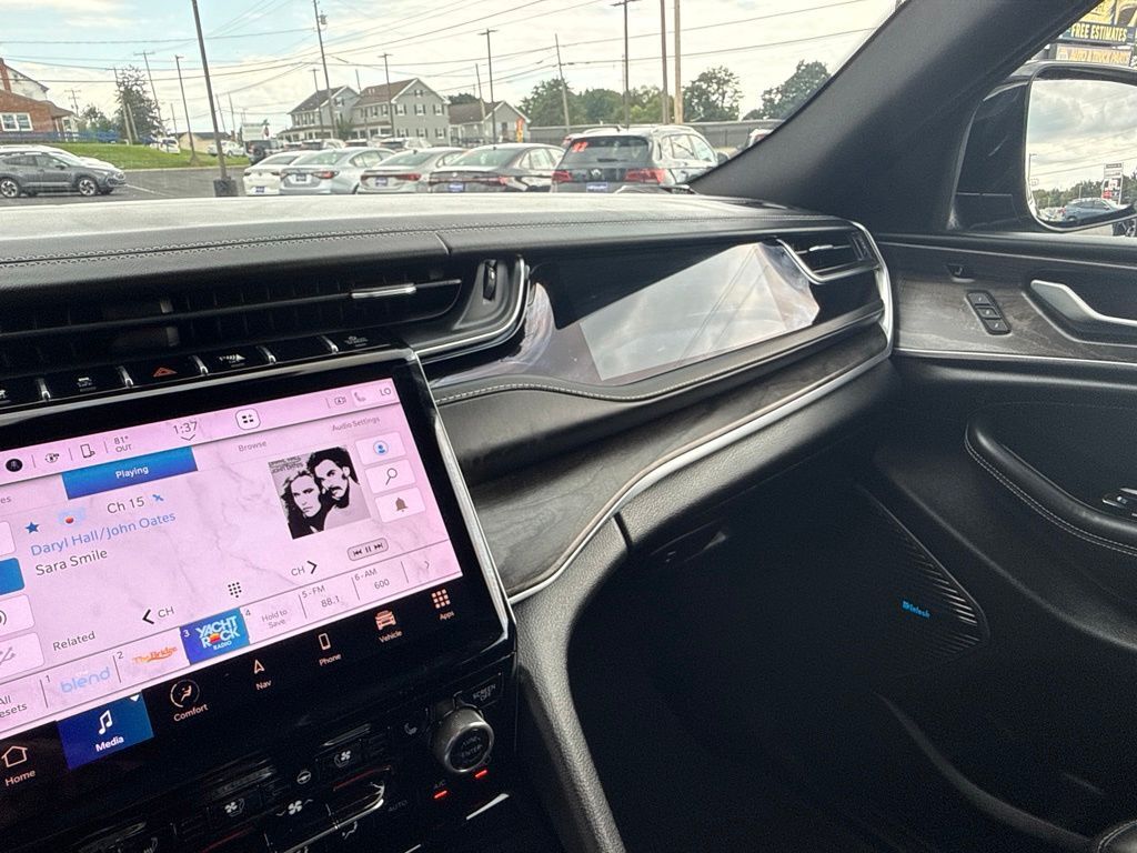 2022 Jeep Grand Cherokee L Overland Mount Joy PA