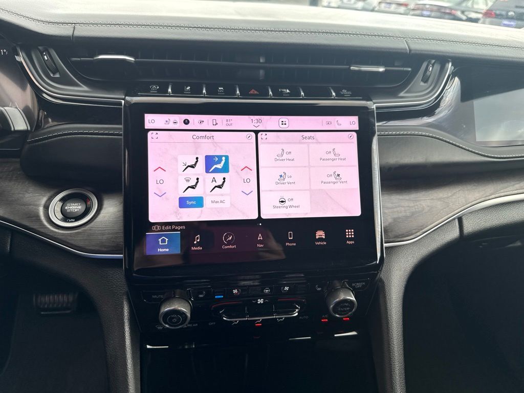 2022 Jeep Grand Cherokee L Overland Mount Joy PA