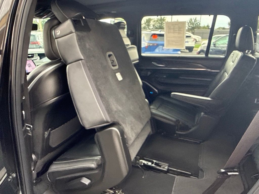 2022 Jeep Grand Cherokee L Overland Mount Joy PA