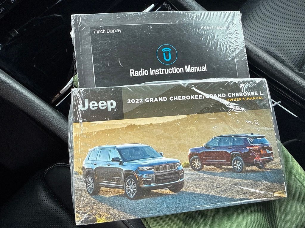 2022 Jeep Grand Cherokee L Overland Mount Joy PA