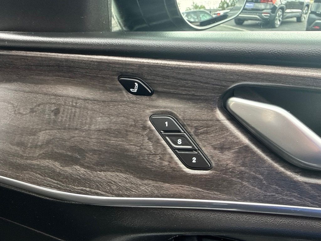2022 Jeep Grand Cherokee L Overland Mount Joy PA