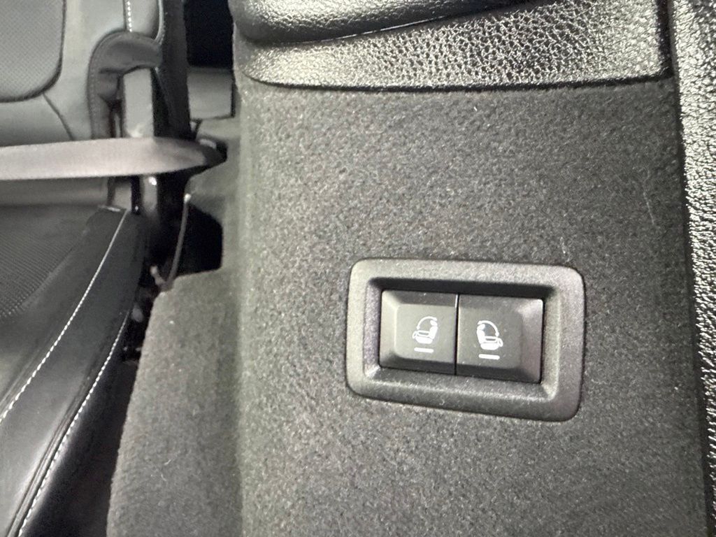 2022 Jeep Grand Cherokee L Overland Mount Joy PA