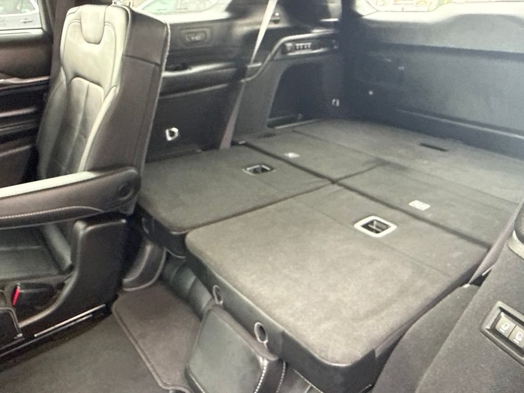 2022 Jeep Grand Cherokee L Overland Mount Joy PA