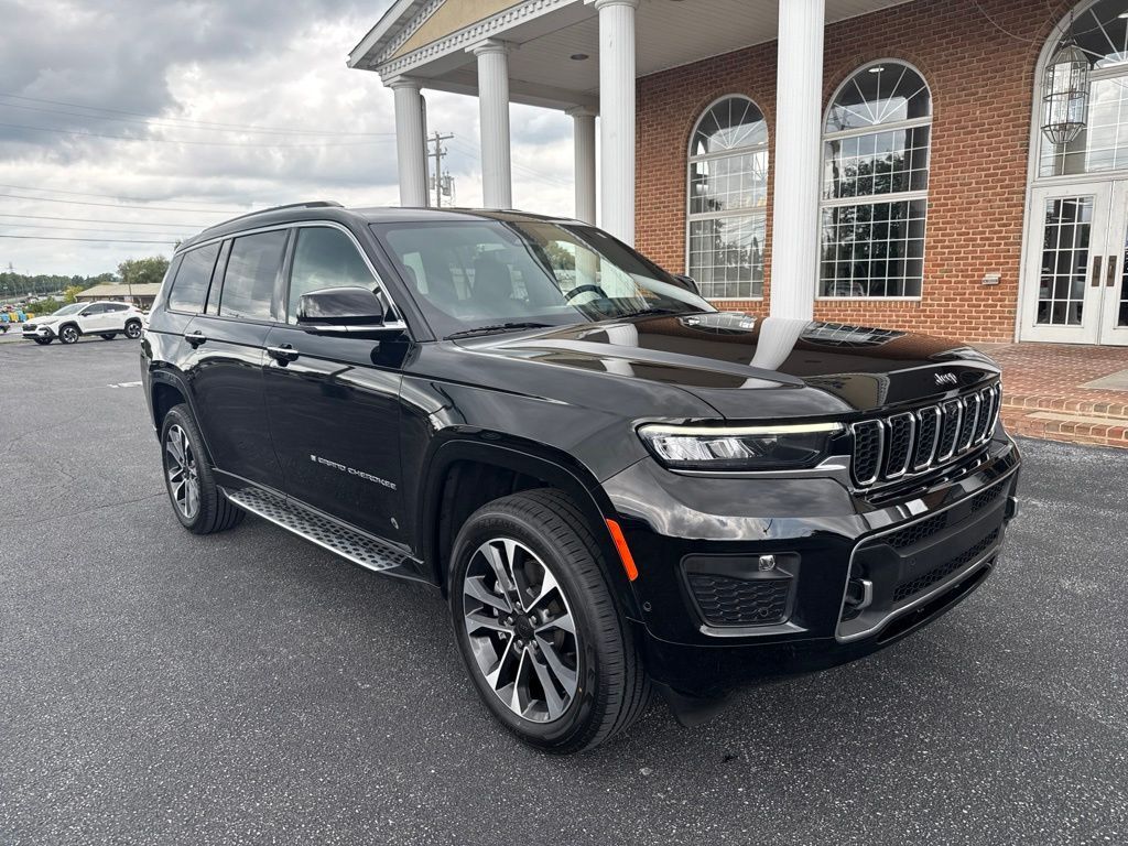 2022 Jeep Grand Cherokee L Overland Mount Joy PA
