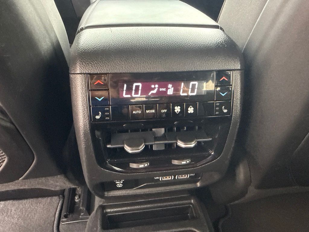 2022 Jeep Grand Cherokee L Overland Mount Joy PA