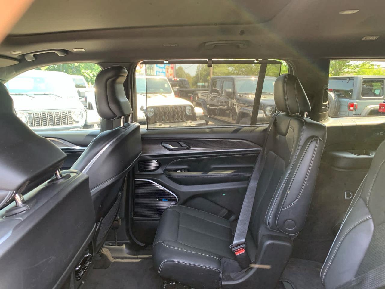 2022 Jeep Grand Cherokee L Overland Dartmouth MA