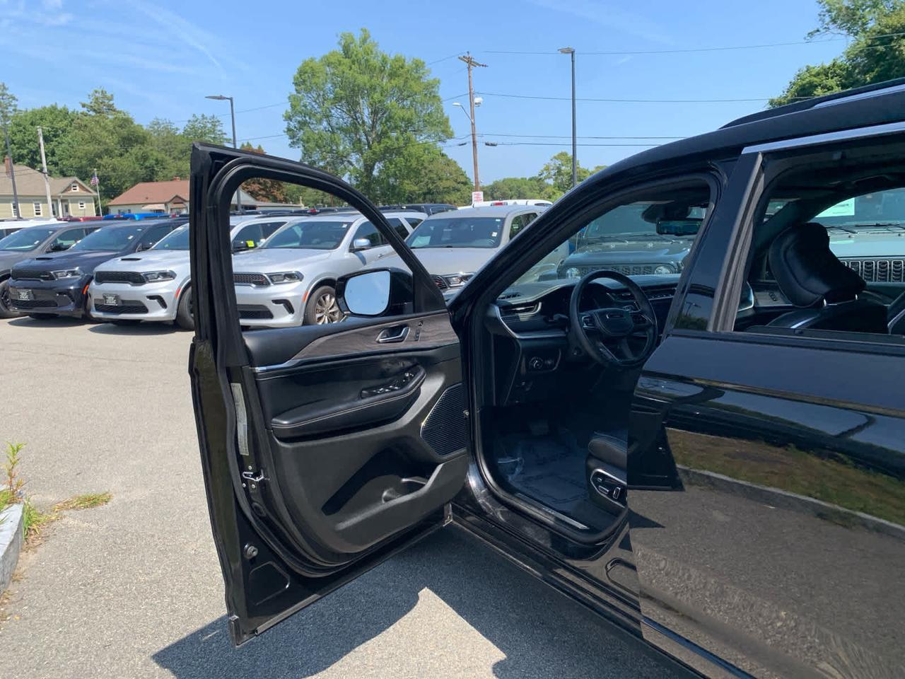 2022 Jeep Grand Cherokee L Overland Dartmouth MA