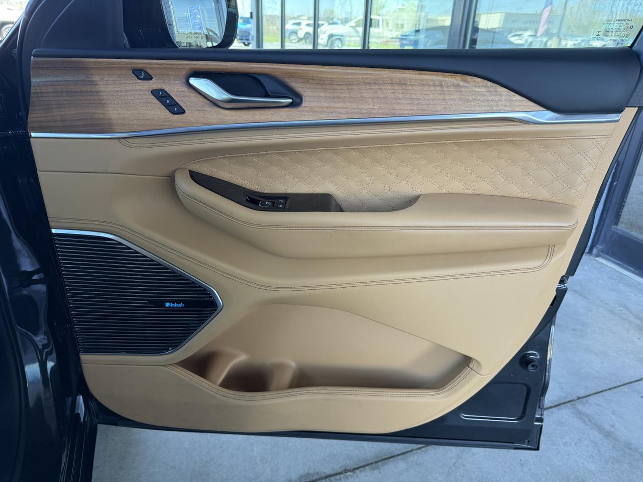 2022 Jeep Grand Cherokee L Summit Reserve Knoxville TN