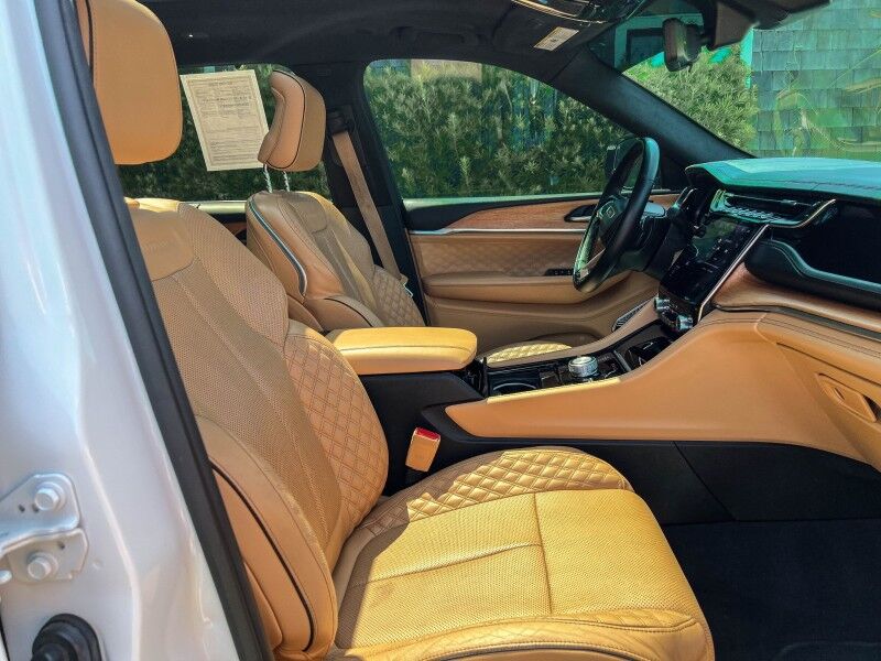 2022 Jeep Grand Cherokee L Summit Wilmington NC