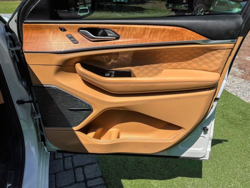 2022 Jeep Grand Cherokee L Summit Wilmington NC