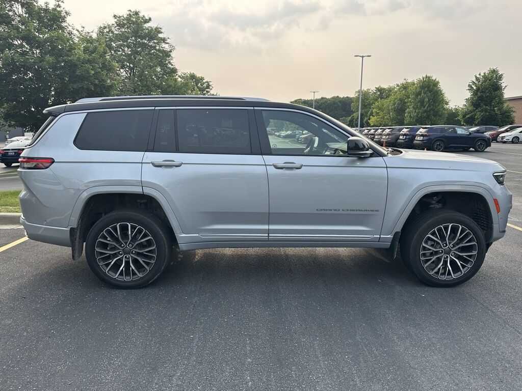2022 Jeep Grand Cherokee L Summit w/Reserve &amp; Advanced Protech Pkg San Clemente CA