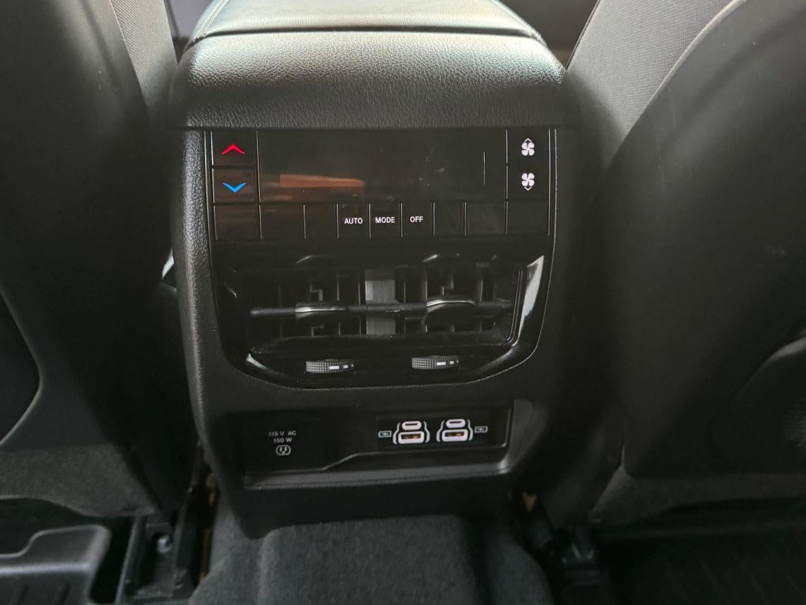 2022 Jeep Grand Cherokee L Utility 4D Altitude 4WD 3.6L V6 Miami Gardens FL