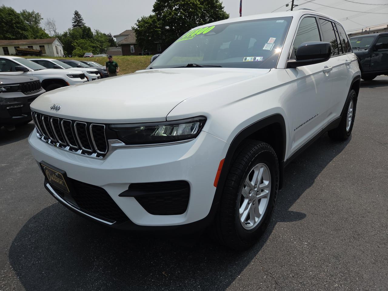 2022 Jeep Grand Cherokee Laredo HAMBURG PA
