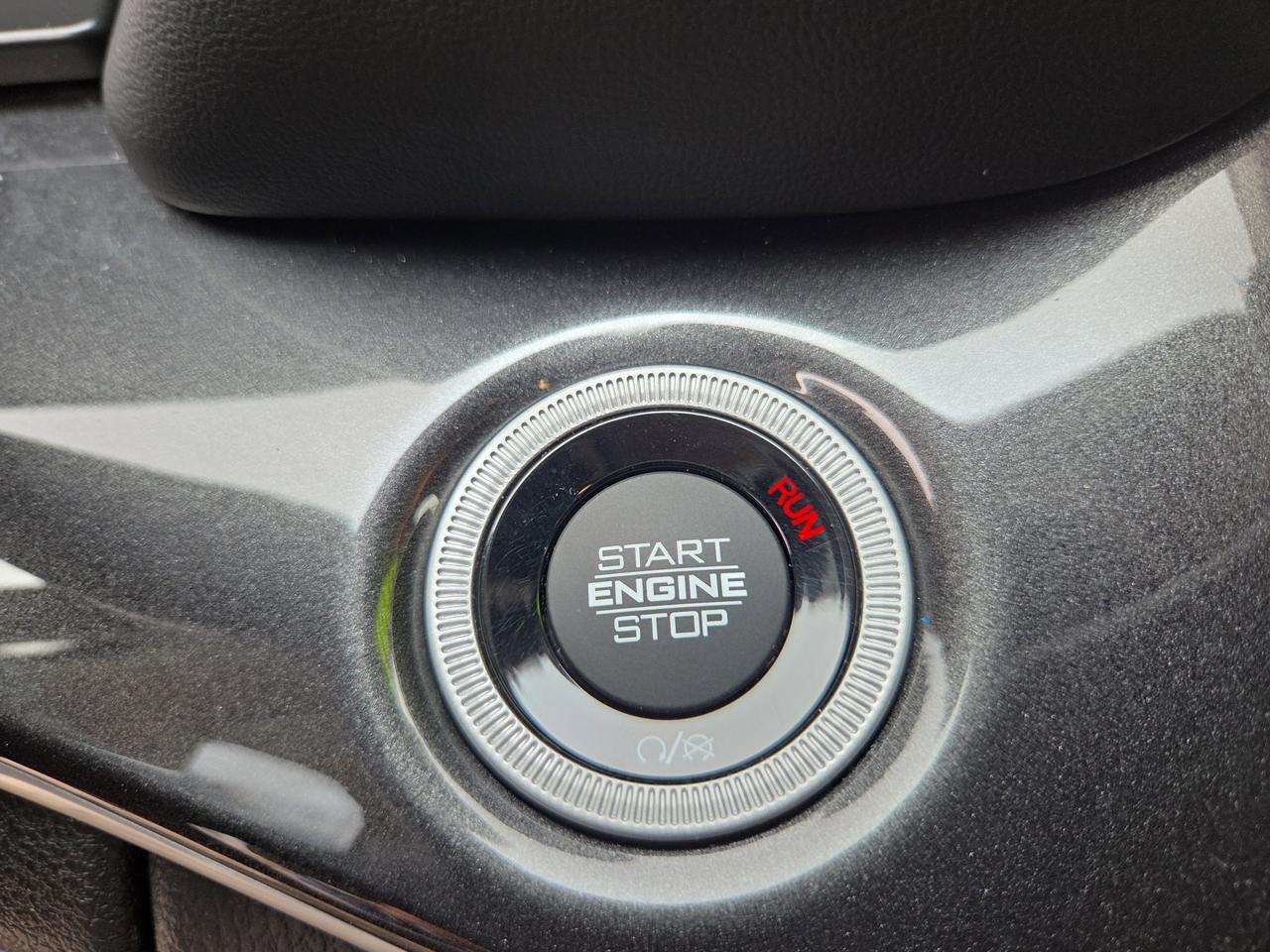 2022 Jeep Grand Cherokee Laredo HAMBURG PA