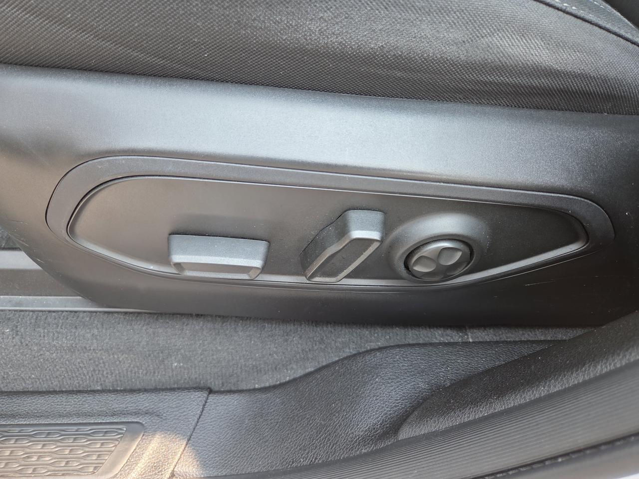 2022 Jeep Grand Cherokee Laredo HAMBURG PA