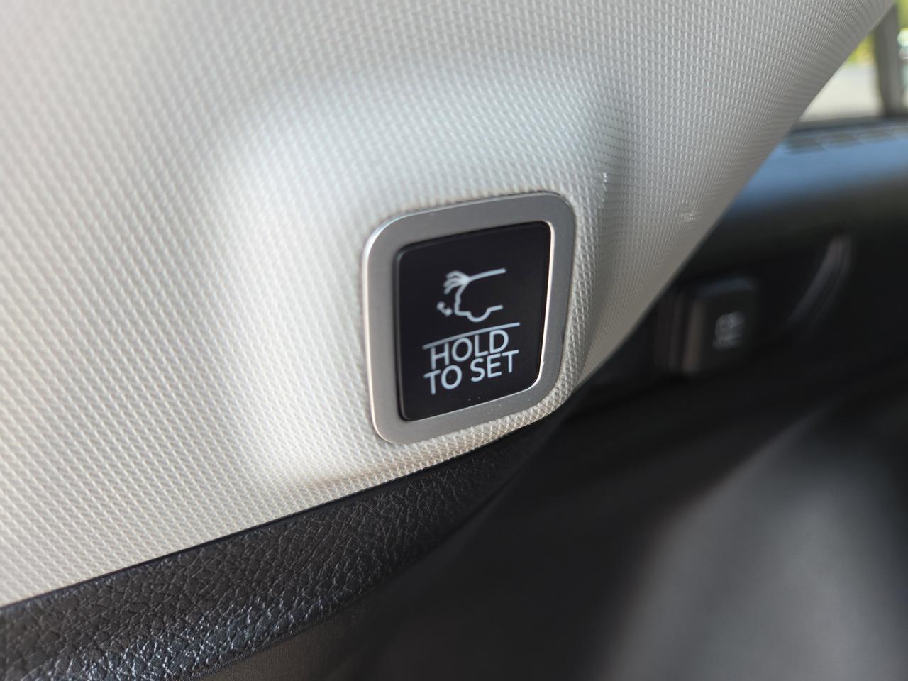 2022 Jeep Grand Cherokee Laredo HAMBURG PA