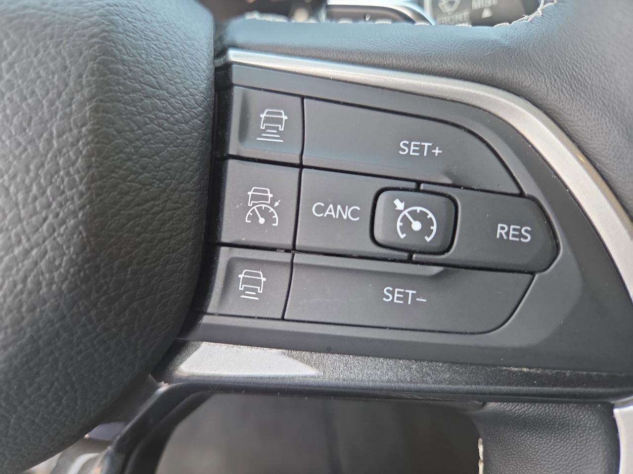 2022 Jeep Grand Cherokee Laredo HAMBURG PA