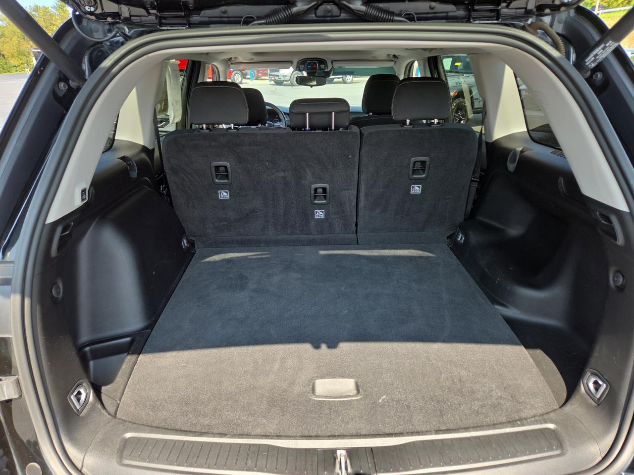 2022 Jeep Grand Cherokee Laredo HAMBURG PA