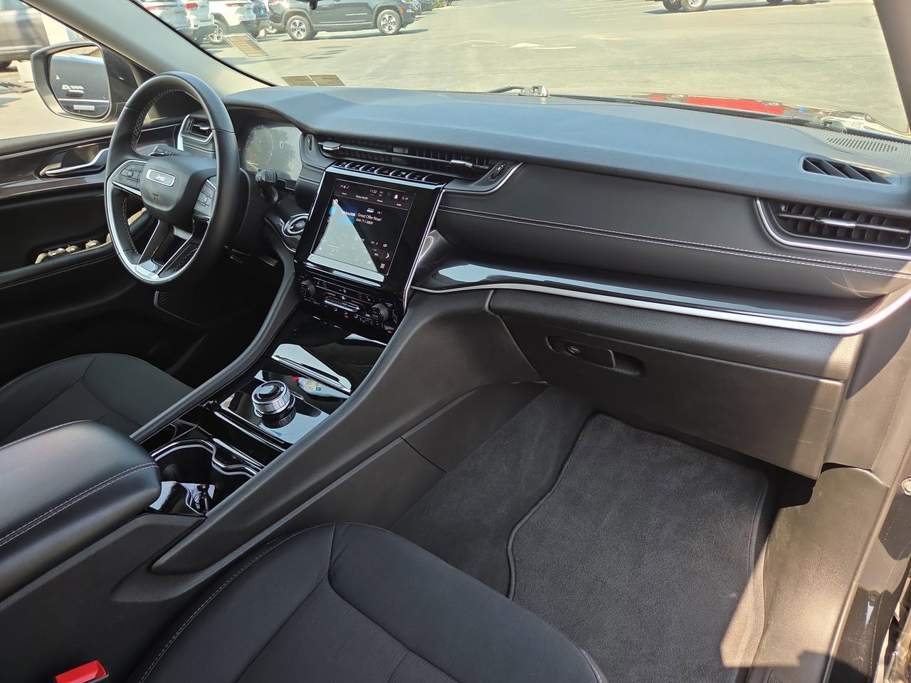 2022 Jeep Grand Cherokee Laredo HAMBURG PA