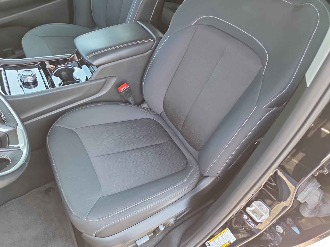 2022 Jeep Grand Cherokee Laredo HAMBURG PA