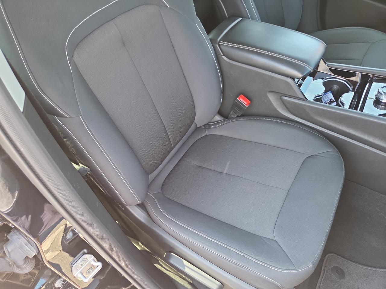 2022 Jeep Grand Cherokee Laredo HAMBURG PA