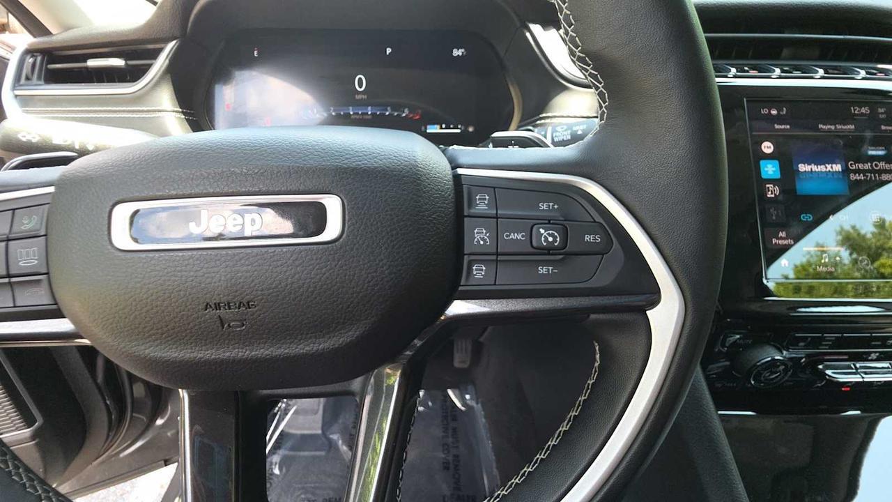 2022 Jeep Grand Cherokee Laredo Hudson MA