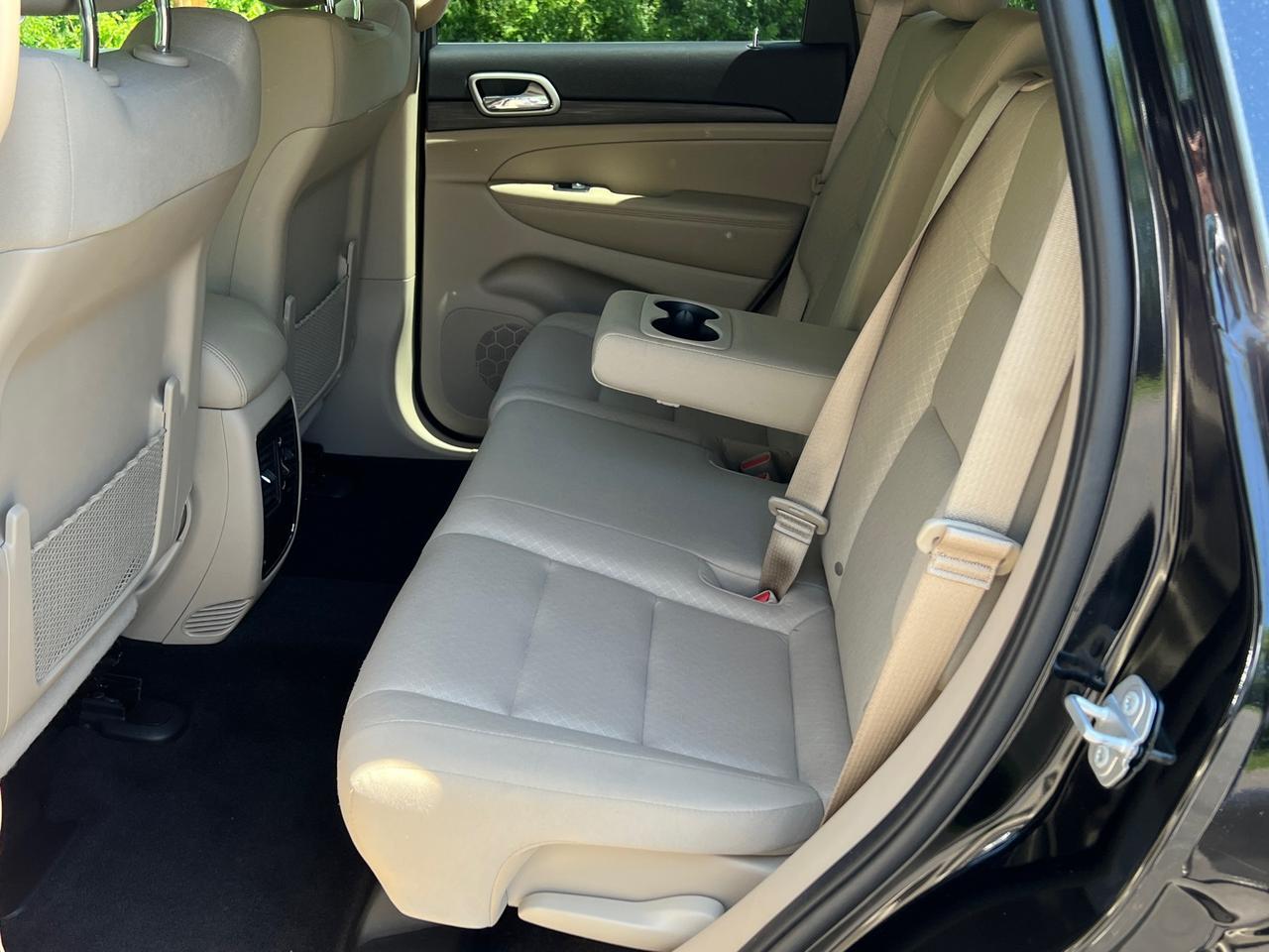 2022 Jeep Grand Cherokee Laredo Hagerstown MD
