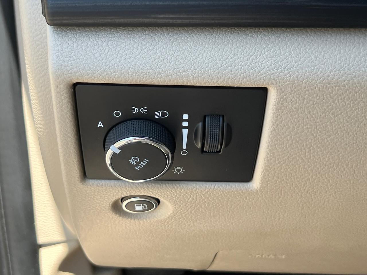 2022 Jeep Grand Cherokee Laredo Hagerstown MD