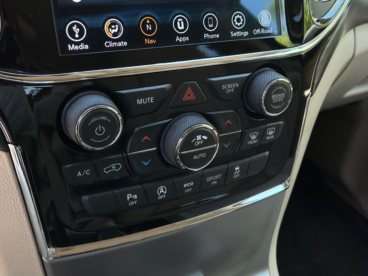 2022 Jeep Grand Cherokee Laredo Hagerstown MD
