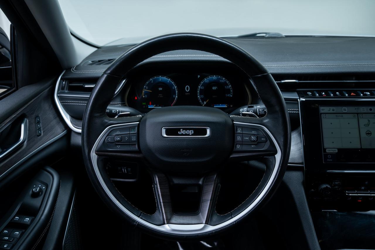 2022 Jeep Grand Cherokee Limited Heated Seats / Apple CarPlay Portland OR