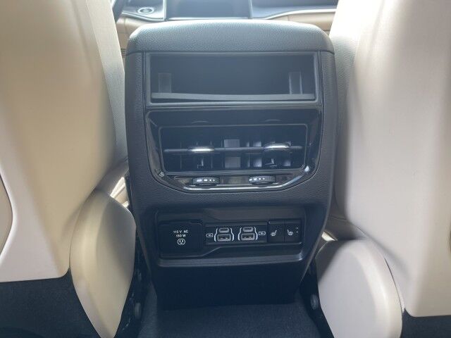 2022 Jeep Grand Cherokee Limited Marshfield MA