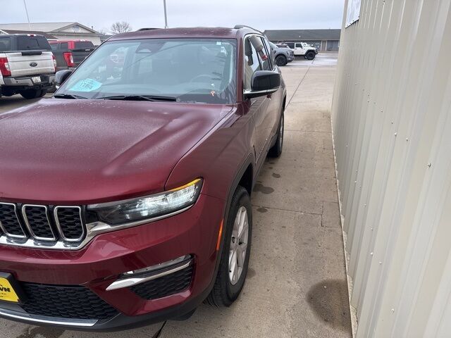 2022 Jeep Grand Cherokee Limited Watertown SD