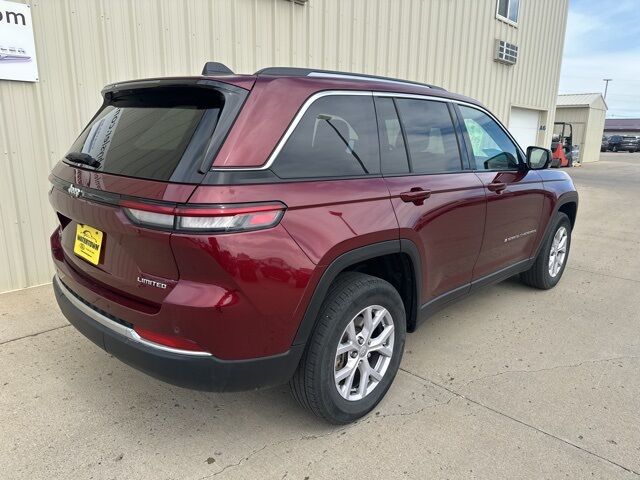2022 Jeep Grand Cherokee Limited Watertown SD