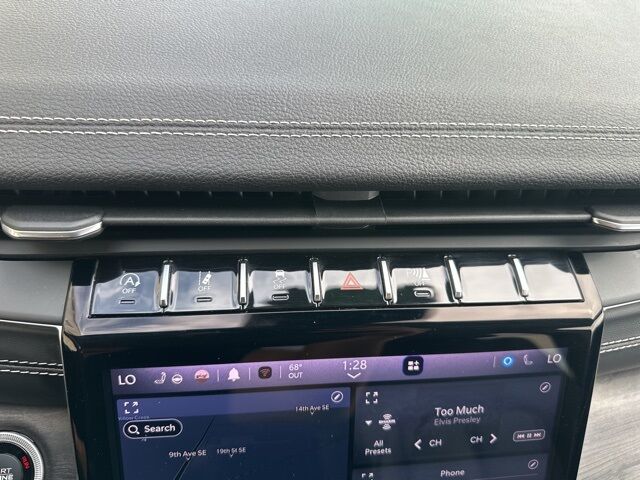 2022 Jeep Grand Cherokee Limited Watertown SD