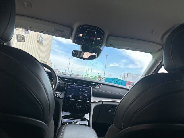 2022 Jeep Grand Cherokee Limited Watertown SD