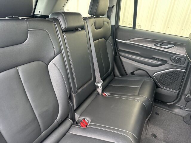 2022 Jeep Grand Cherokee Limited Watertown SD