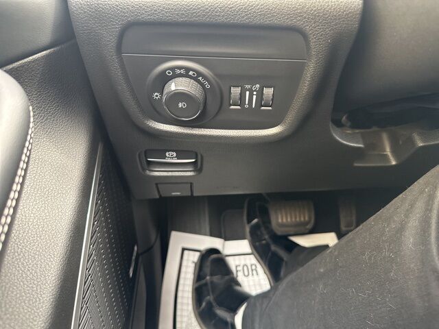 2022 Jeep Grand Cherokee Limited Watertown SD