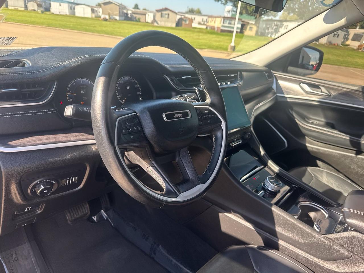 2022 Jeep Grand Cherokee Limited West Burlington IA