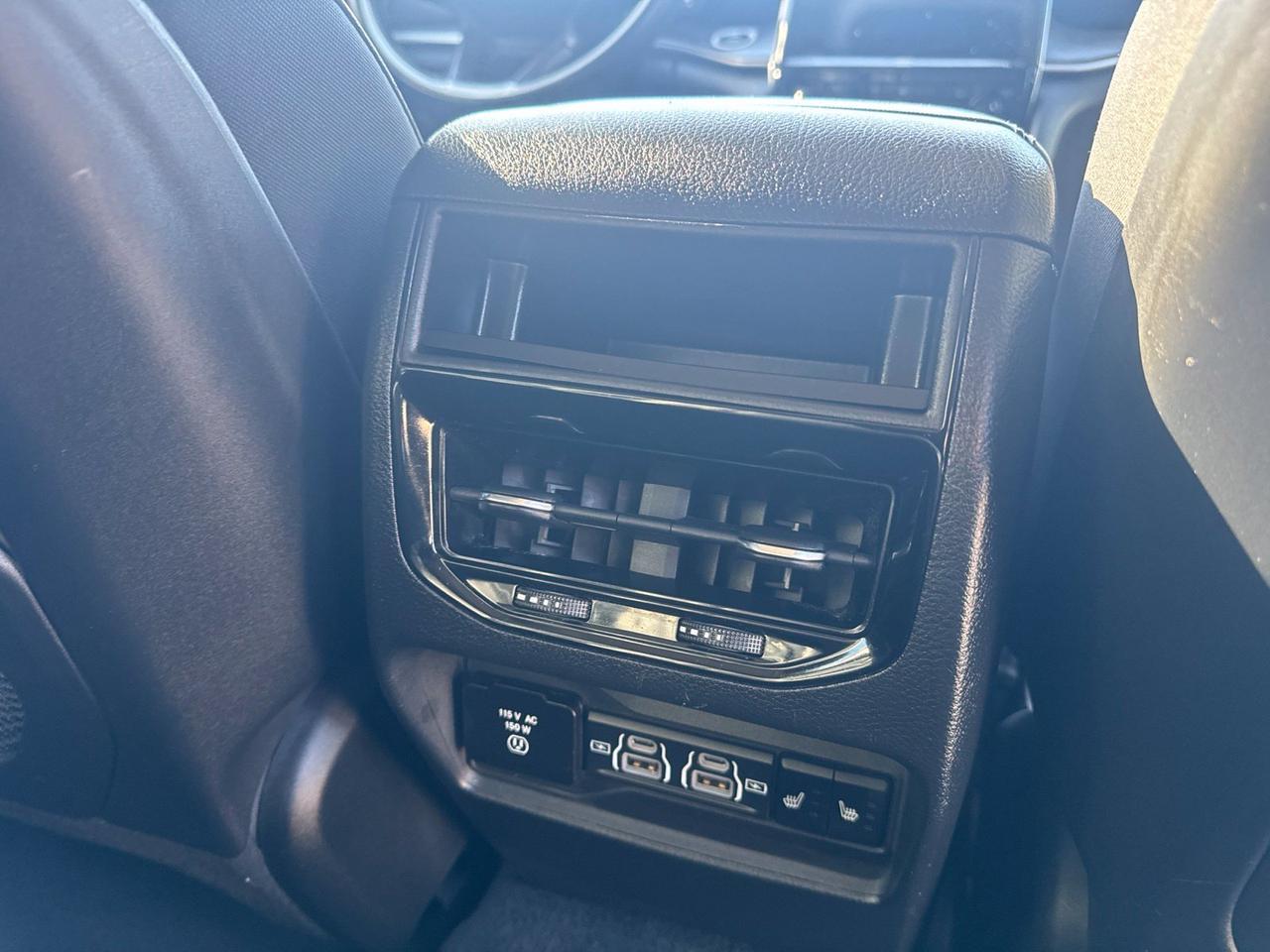 2022 Jeep Grand Cherokee Limited West Burlington IA