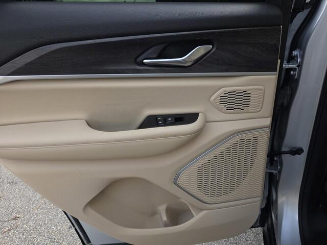 2022 Jeep Grand Cherokee Limited Wilson NC