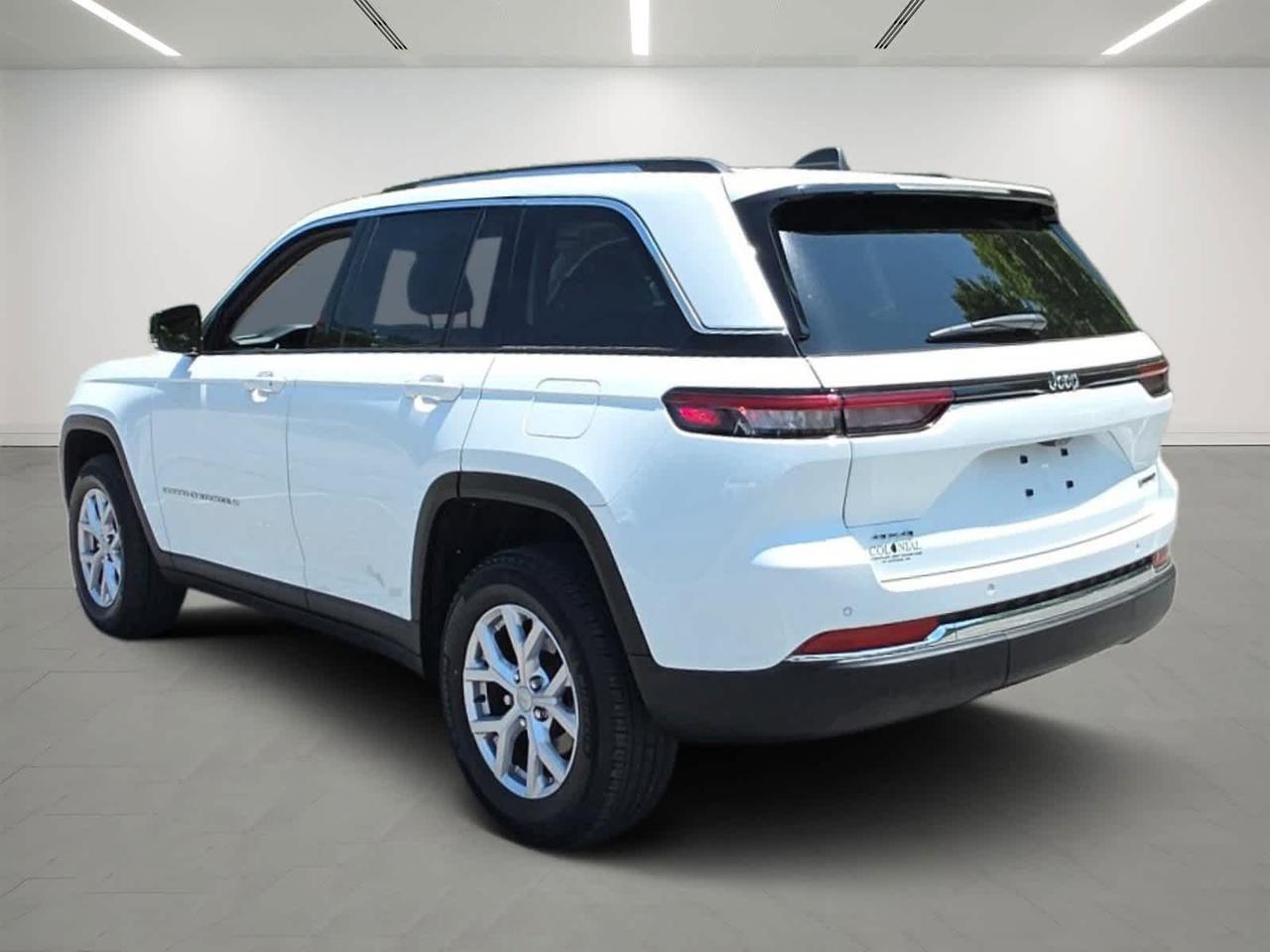 2022 Jeep Grand Cherokee Limited Hudson MA