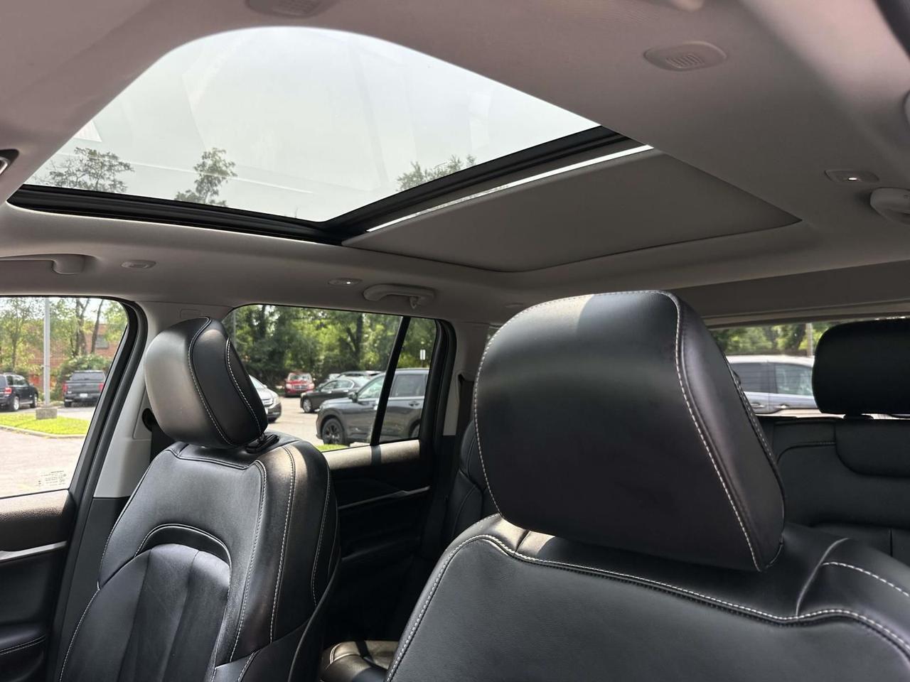 2022 Jeep Grand Cherokee Limited Alexandria VA